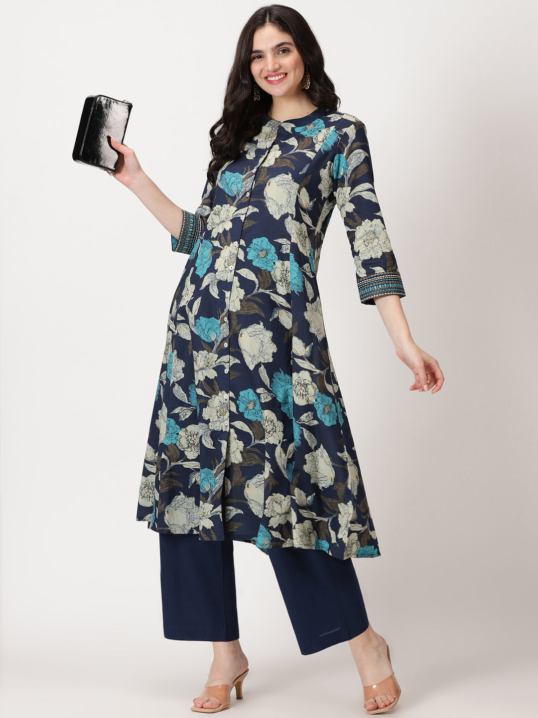Dress pattern with cut-out neckline? sewing discussion topic @  PatternReview.com | Kurti neck designs, Cotton dress pattern, Dress neck  designs